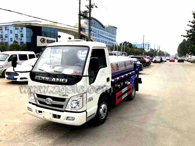 程力2.5方藍(lán)牌福田小卡之星灑水車（國五）