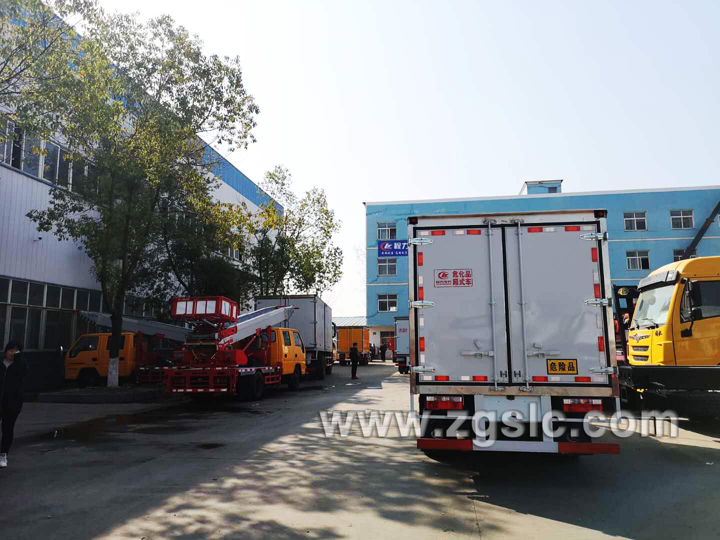東風(fēng)小多利卡爆破器材運(yùn)輸車（國五）