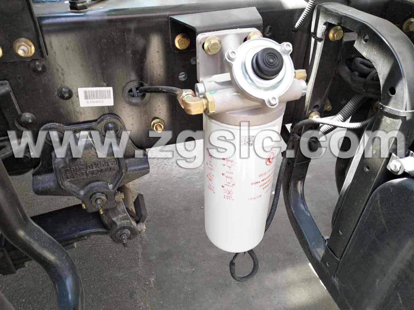 東風(fēng)天錦散裝飼料車(國五)