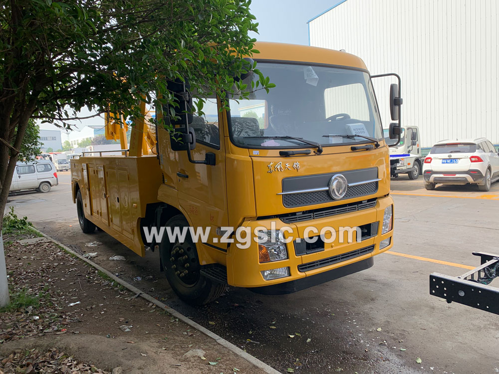 東風天錦聯(lián)體一拖一清障車_東風天錦聯(lián)體一拖一清障車哪里質(zhì)量好