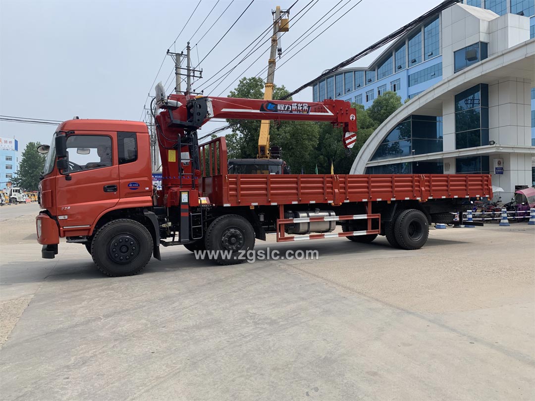 隨車(chē)吊多少錢(qián)一輛？